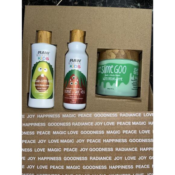 NIB Raw Sugar Kids 3pc Fun Gift Set Shampoo/Conditioner, Lotion, Slime Body Wash - Picture 3 of 3